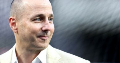 Police Draw Guns On Yankees GM Brian Cashman After Mistaking Him For Car Thief