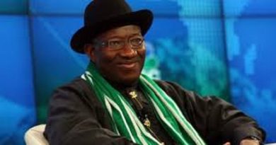 Just In: APC Woos Former President Jonathan Dangling 2023 Presidential Ticket at Him