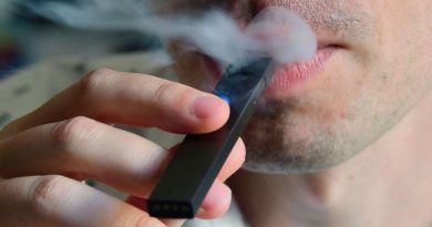 Michigan Becomes The First State To Ban E-Cigarettes