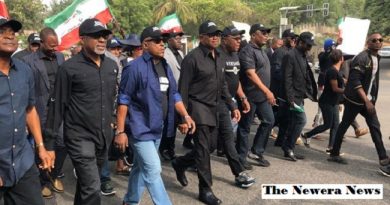 Breaking: Secondus Leads Protest Against Supreme Court Judgement Against Ihedioha