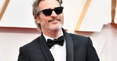 Joaquin Phoenix Wins Best Actor Oscar For ‘Joker’ (See Red Carpet Photos)