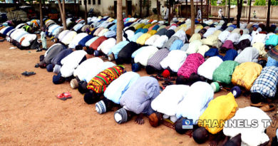 COVID-19: Some Muslims In Nassarawa, Kano Others Disregards FG's Social Distancing Orders, Marks Eid-El-Fitr (see Photos)