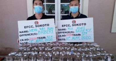 Just In: 2 Chinese Men Arrested For Bribing EFCC Officer With N100 Million (Photo)