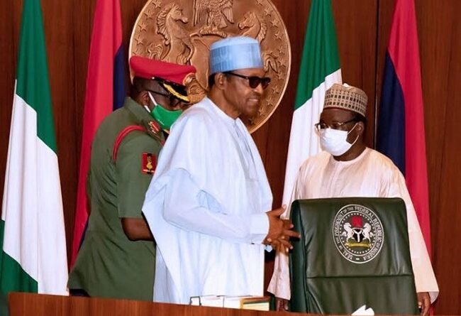 Buhari Blasts Security Chiefs, Says No More Excuses For Insecurity