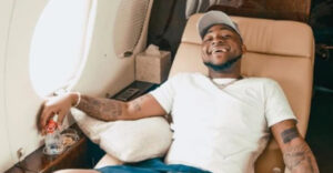 Davido Receives over N53m Within an Hour, After Requesting for N1 Million from Colleagues