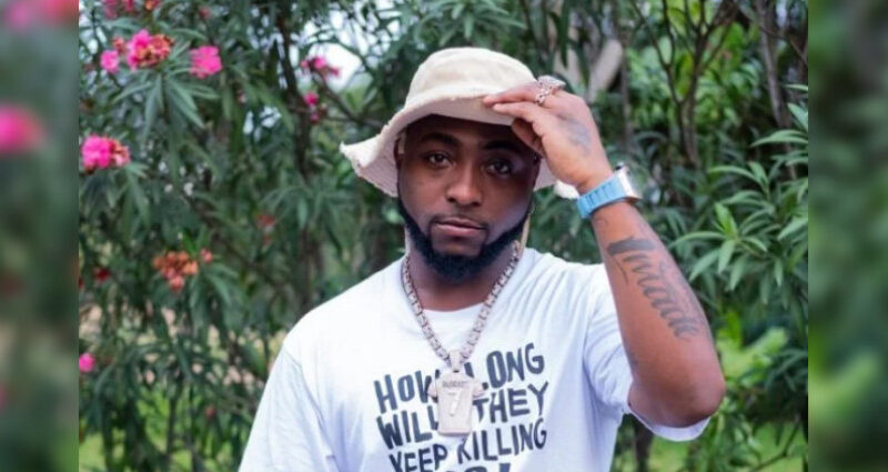 Davido Receives over N53m Within an Hour, After Requesting for N1 Million from Colleagues