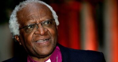 Archbishop Desmond Tutu Dies At 90 Years