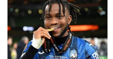 Ademola Lookman has been urged to make a move to La Liga by his fellow countryman, Mutiu